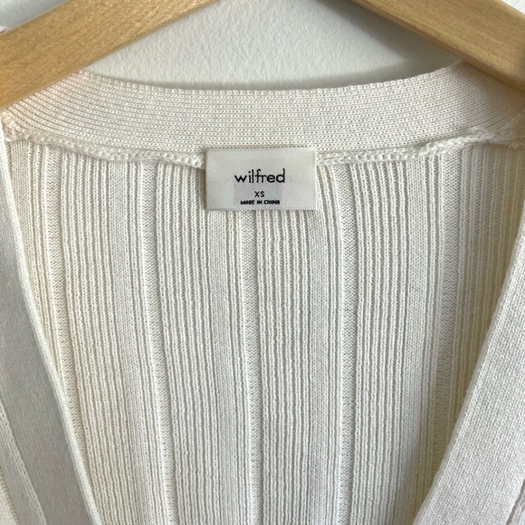 Aritzia Wilfred Plunge Front Cardigan - Picture 5 of 9